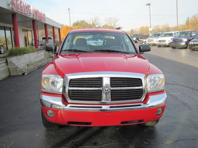 Dodge Dakota 2005 photo 2