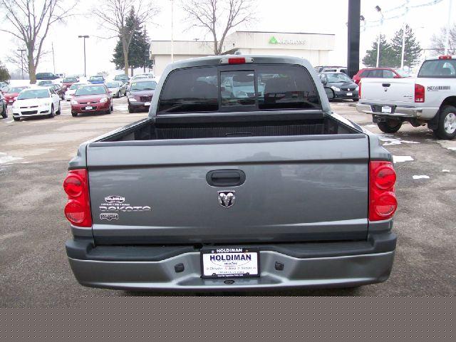 Dodge Dakota SL2 Pickup