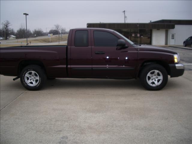 Dodge Dakota 2005 photo 3