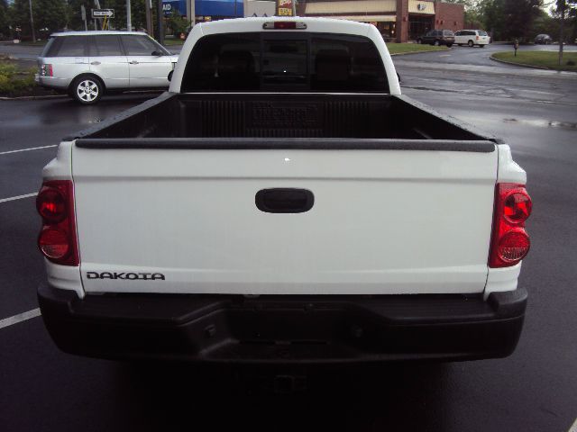 Dodge Dakota 2005 photo 10