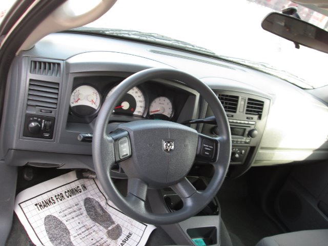 Dodge Dakota 2005 photo 2