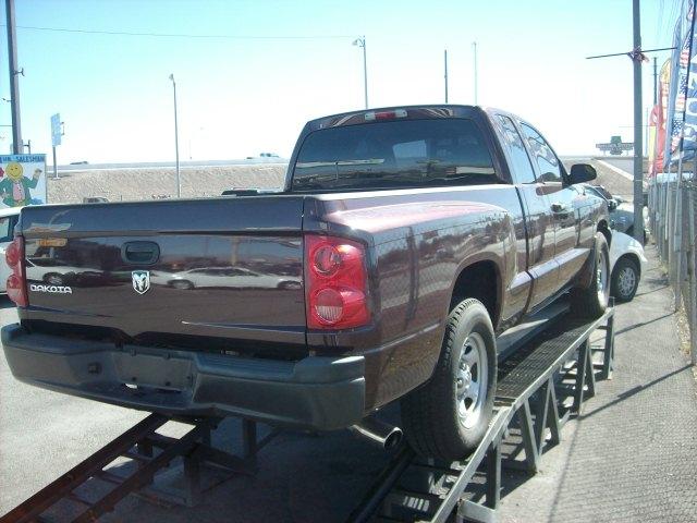 Dodge Dakota 2005 photo 1