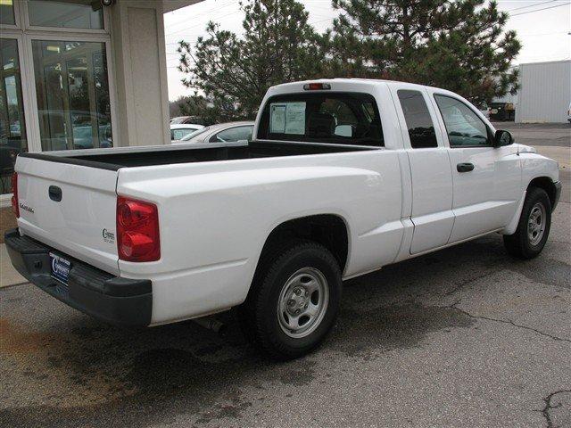 Dodge Dakota 2005 photo 3