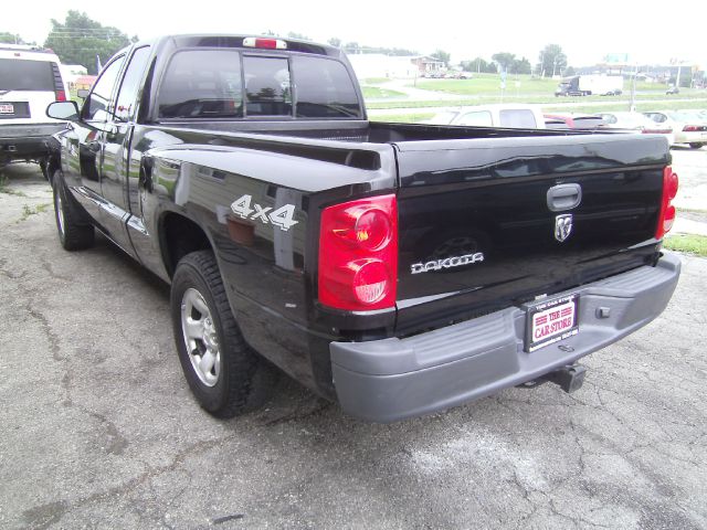 Dodge Dakota 2005 photo 1