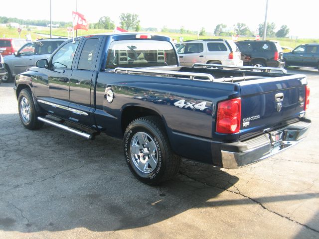 Dodge Dakota 2005 photo 4