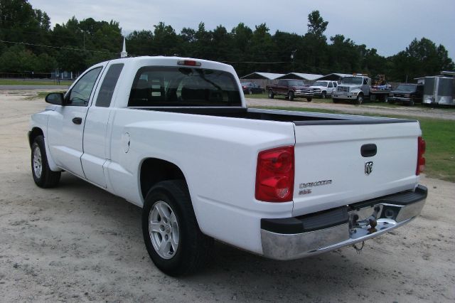 Dodge Dakota 2005 photo 1