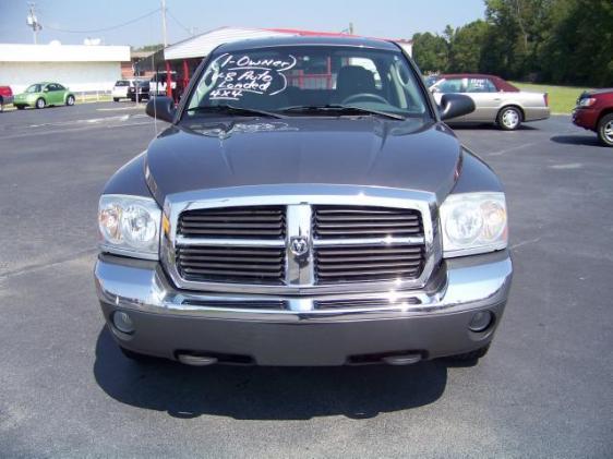 Dodge Dakota 2005 photo 1