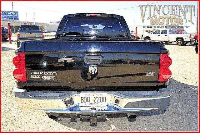 Dodge Dakota SLT Pickup