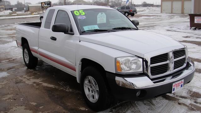 Dodge Dakota 2005 photo 3