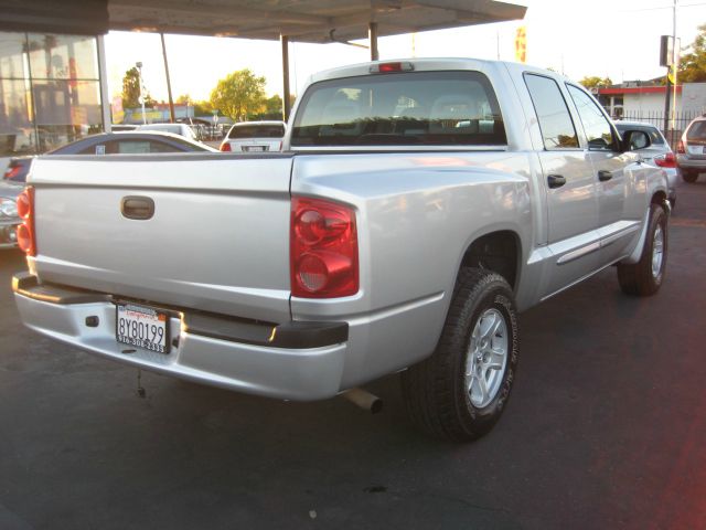 Dodge Dakota 2005 photo 1