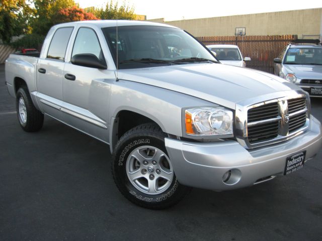 Dodge Dakota 2005 photo 3