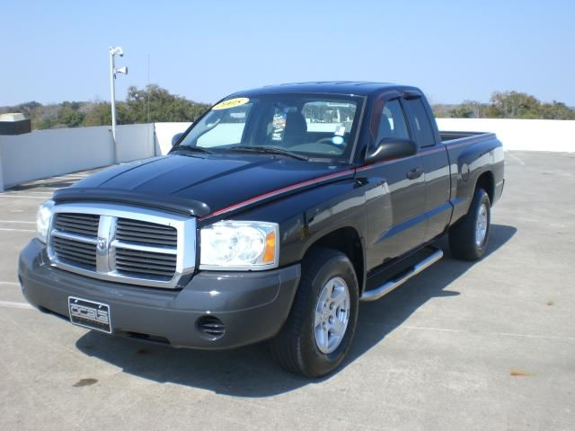 Dodge Dakota 2005 photo 2