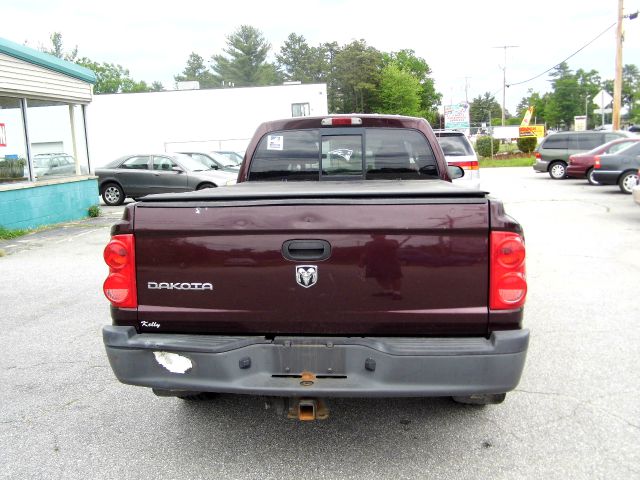 Dodge Dakota 2005 photo 7