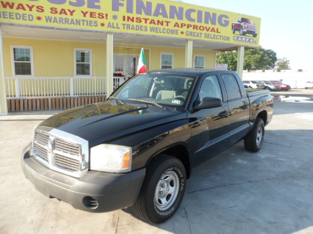 Dodge Dakota 4dr LX 4WD Auto Pickup Truck