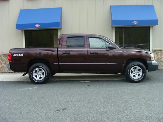 Dodge Dakota 2005 photo 1