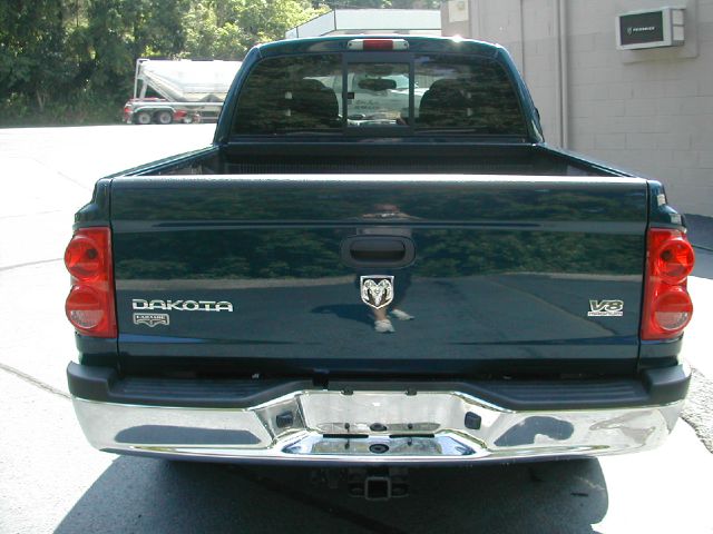 Dodge Dakota 2005 photo 3