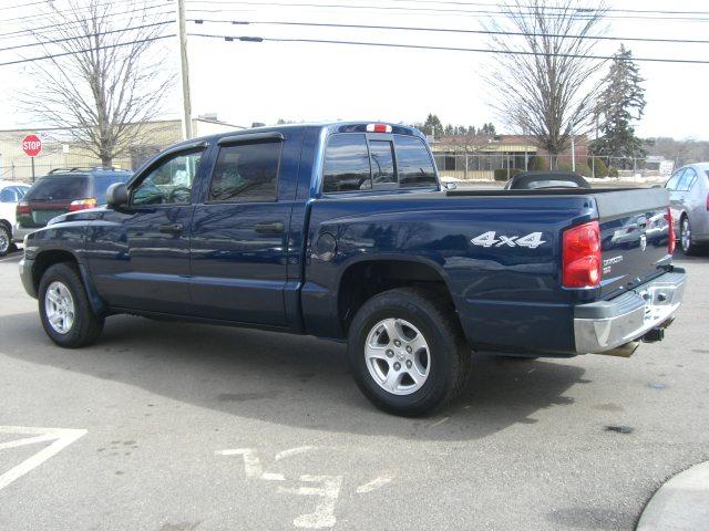 Dodge Dakota 2005 photo 2