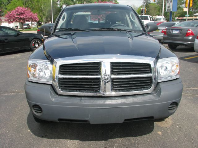 Dodge Dakota Base Pickup Truck