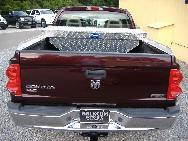 Dodge Dakota 2005 photo 2