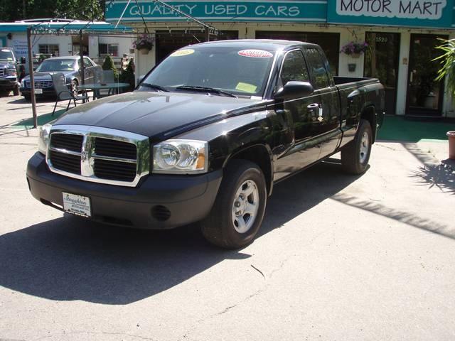 Dodge Dakota 2005 photo 2