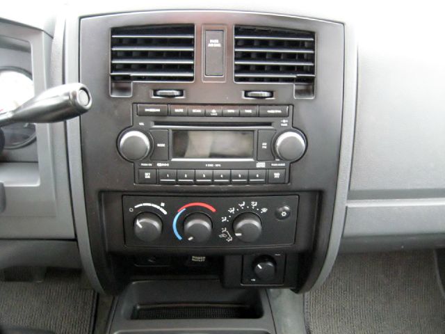 Dodge Dakota 2005 photo 2