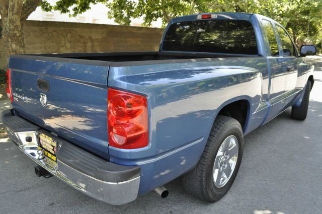 Dodge Dakota 2005 photo 4