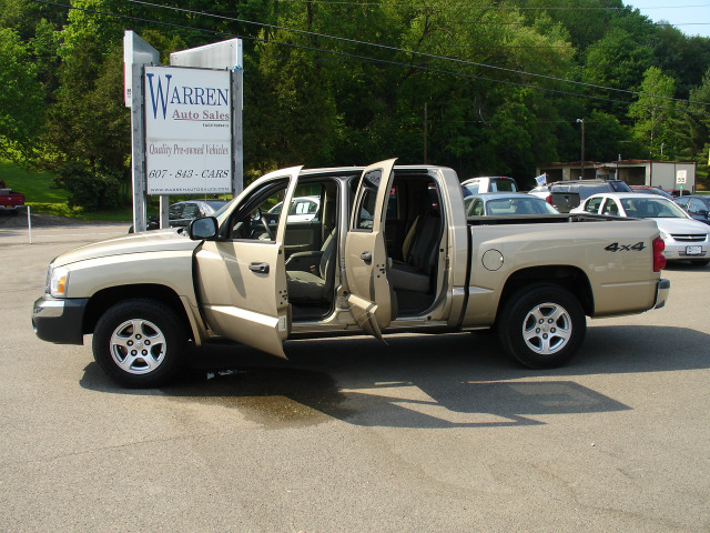 Dodge Dakota 2005 photo 2