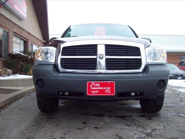 Dodge Dakota 2005 photo 2