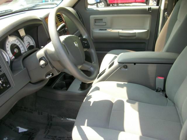 Dodge Dakota 2005 photo 7