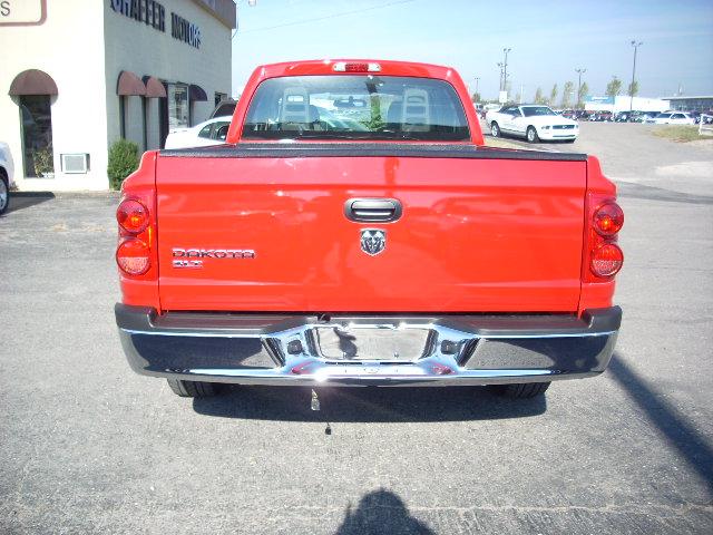 Dodge Dakota 2005 photo 3