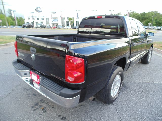 Dodge Dakota 2005 photo 11