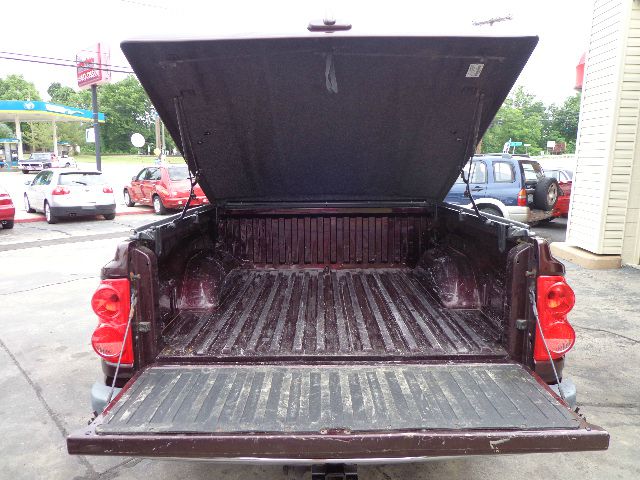 Dodge Dakota 2005 photo 3