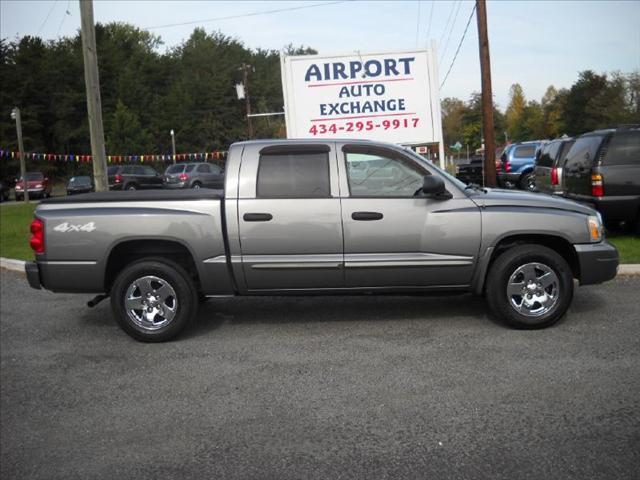 Dodge Dakota Black Pickup