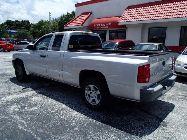 Dodge Dakota 2005 photo 1