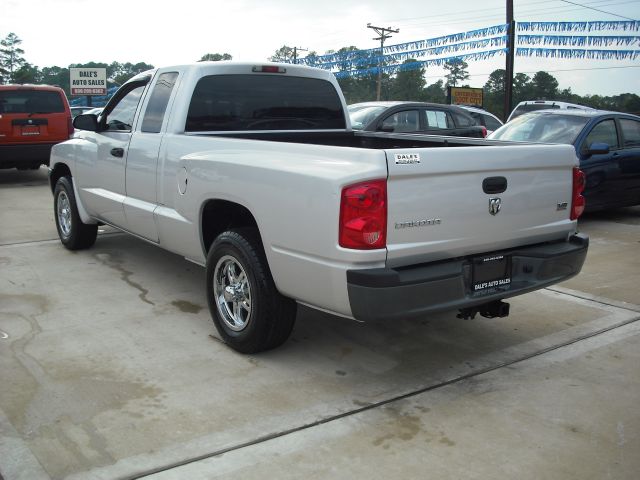 Dodge Dakota 2005 photo 3