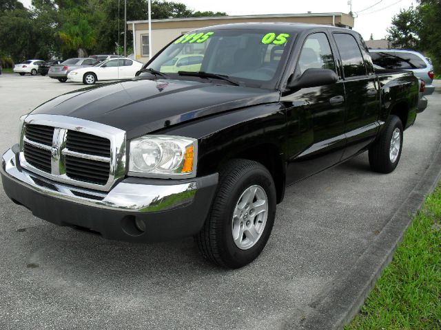 Dodge Dakota 2005 photo 2