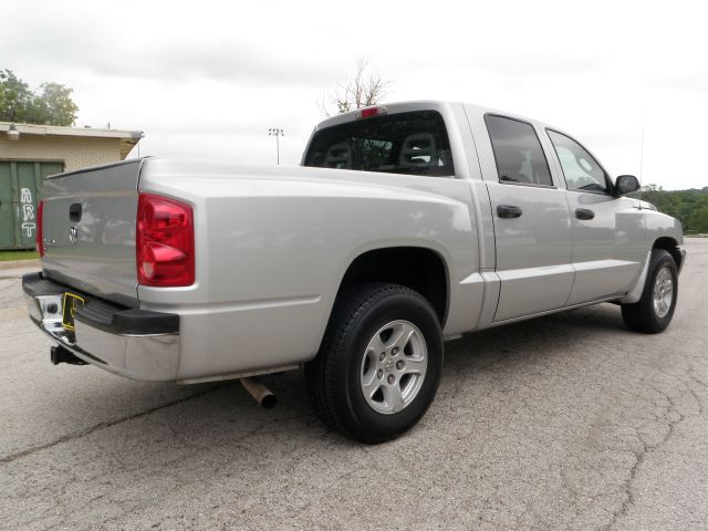 Dodge Dakota 2005 photo 1