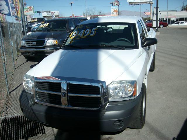 Dodge Dakota 2005 photo 2