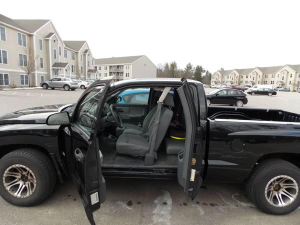 Dodge Dakota 2005 photo 1