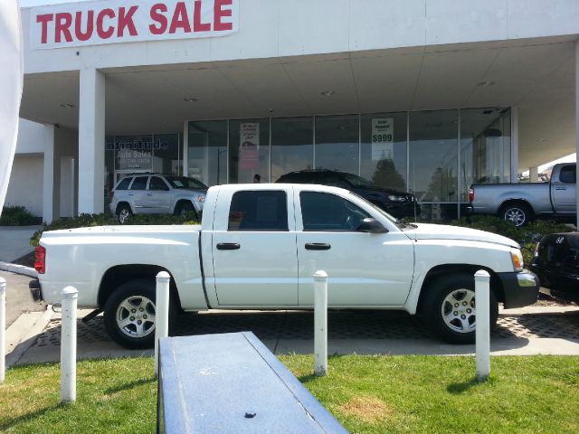 Dodge Dakota 2005 photo 9