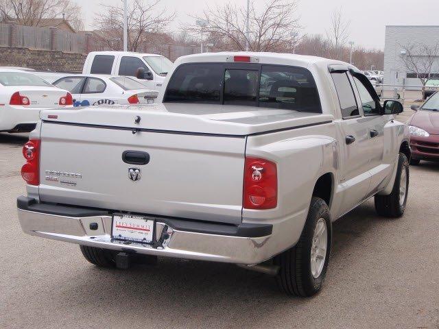 Dodge Dakota SLT Pickup