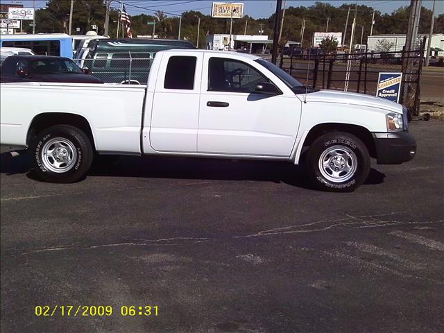 Dodge Dakota 2005 photo 3