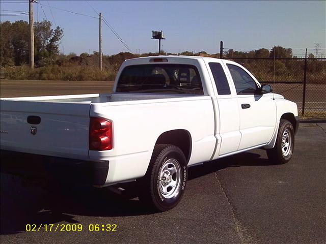 Dodge Dakota 2005 photo 4