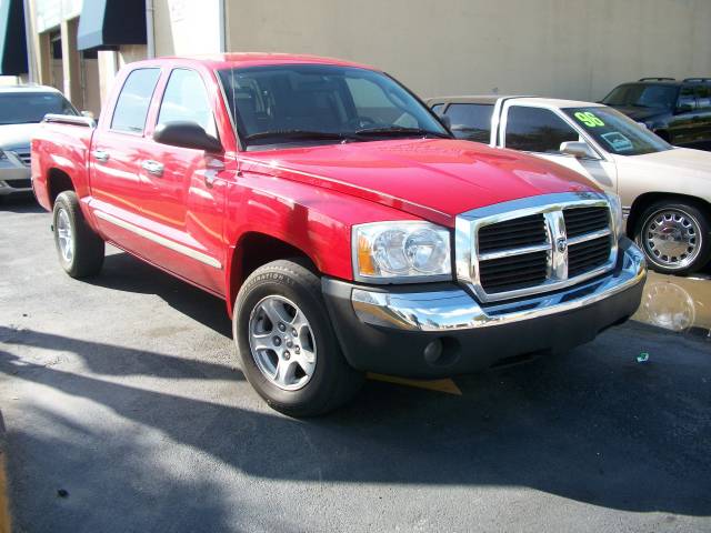 Dodge Dakota 2005 photo 2