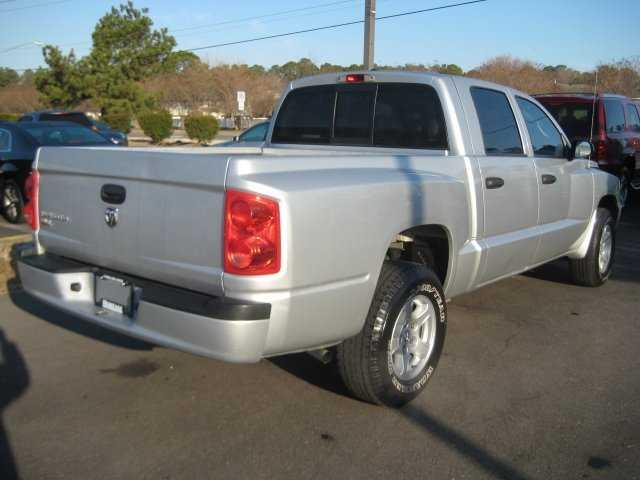 Dodge Dakota 2006 photo 2