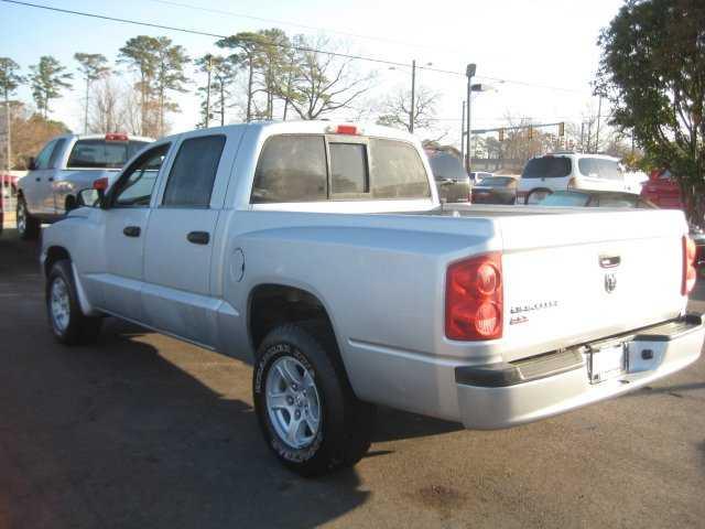 Dodge Dakota 2006 photo 3