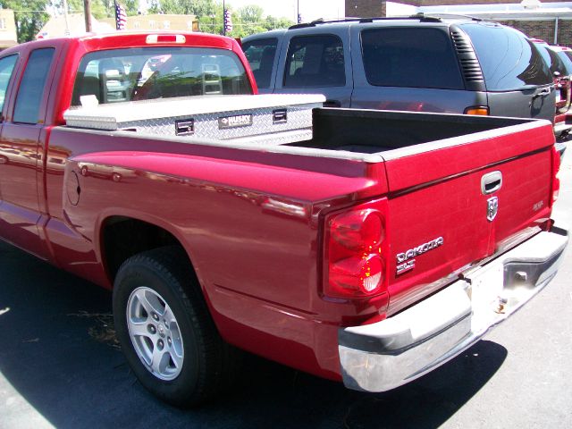 Dodge Dakota 2006 photo 2