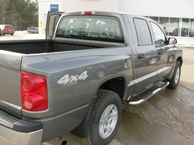 Dodge Dakota 2006 photo 2