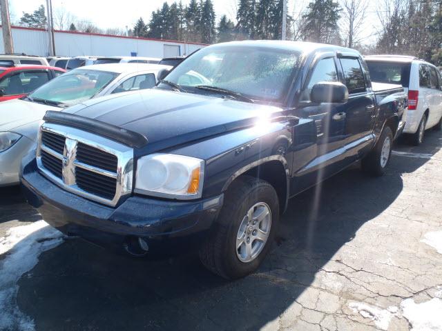 Dodge Dakota SLT Pickup