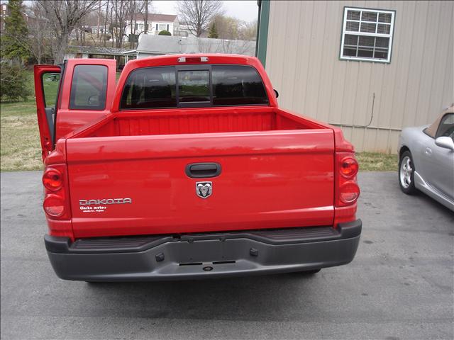 Dodge Dakota 2006 photo 2